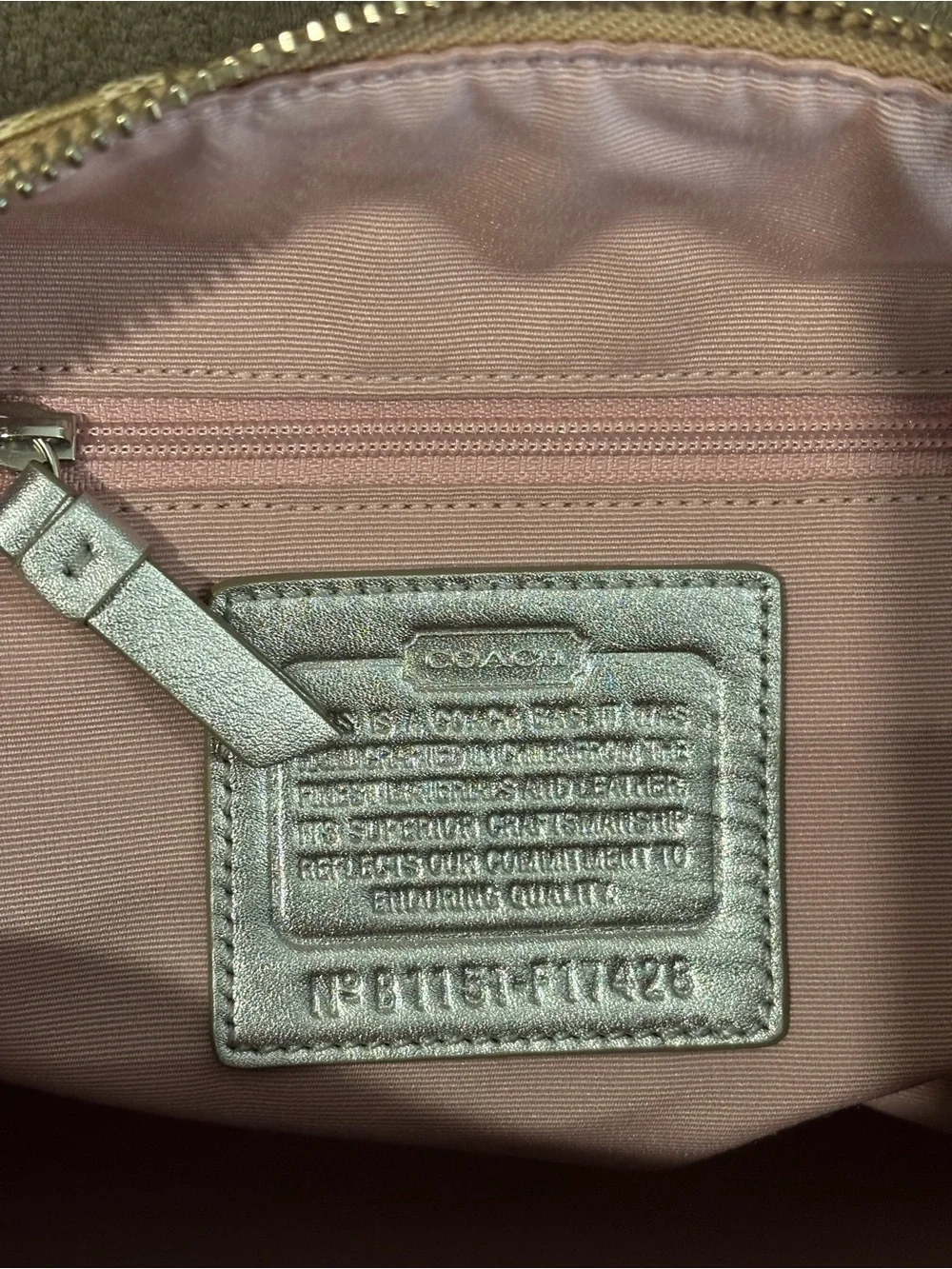 Coach Vintage Signature Stripe Multi-Stripe Demi Crossbody / Shoulder Bag. EUC.